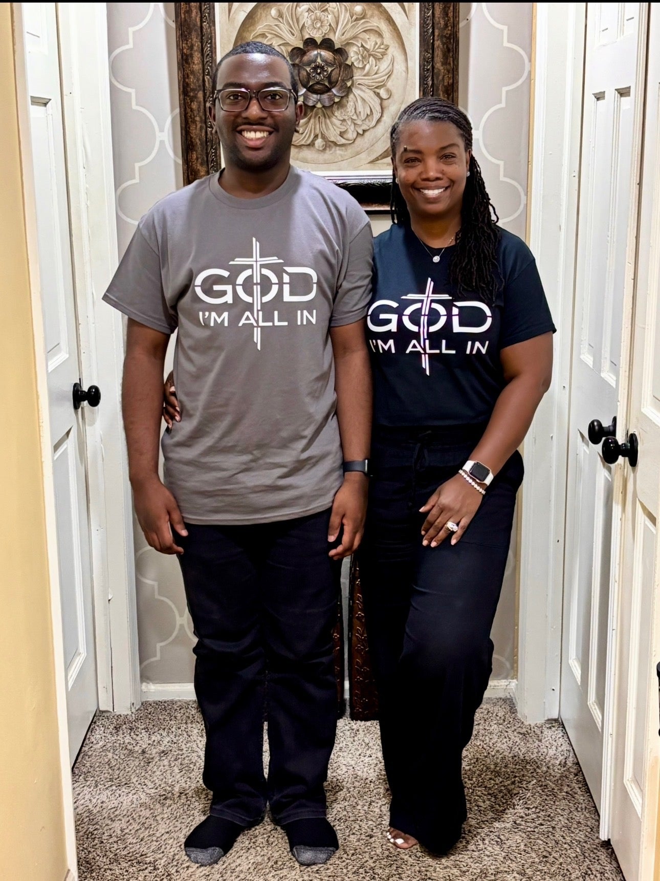 ON THE CROSS short sleeve t-shirts